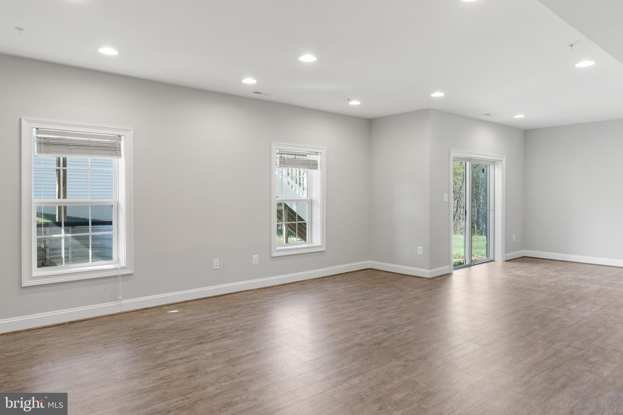 WINCOPIA FARMS - Residential