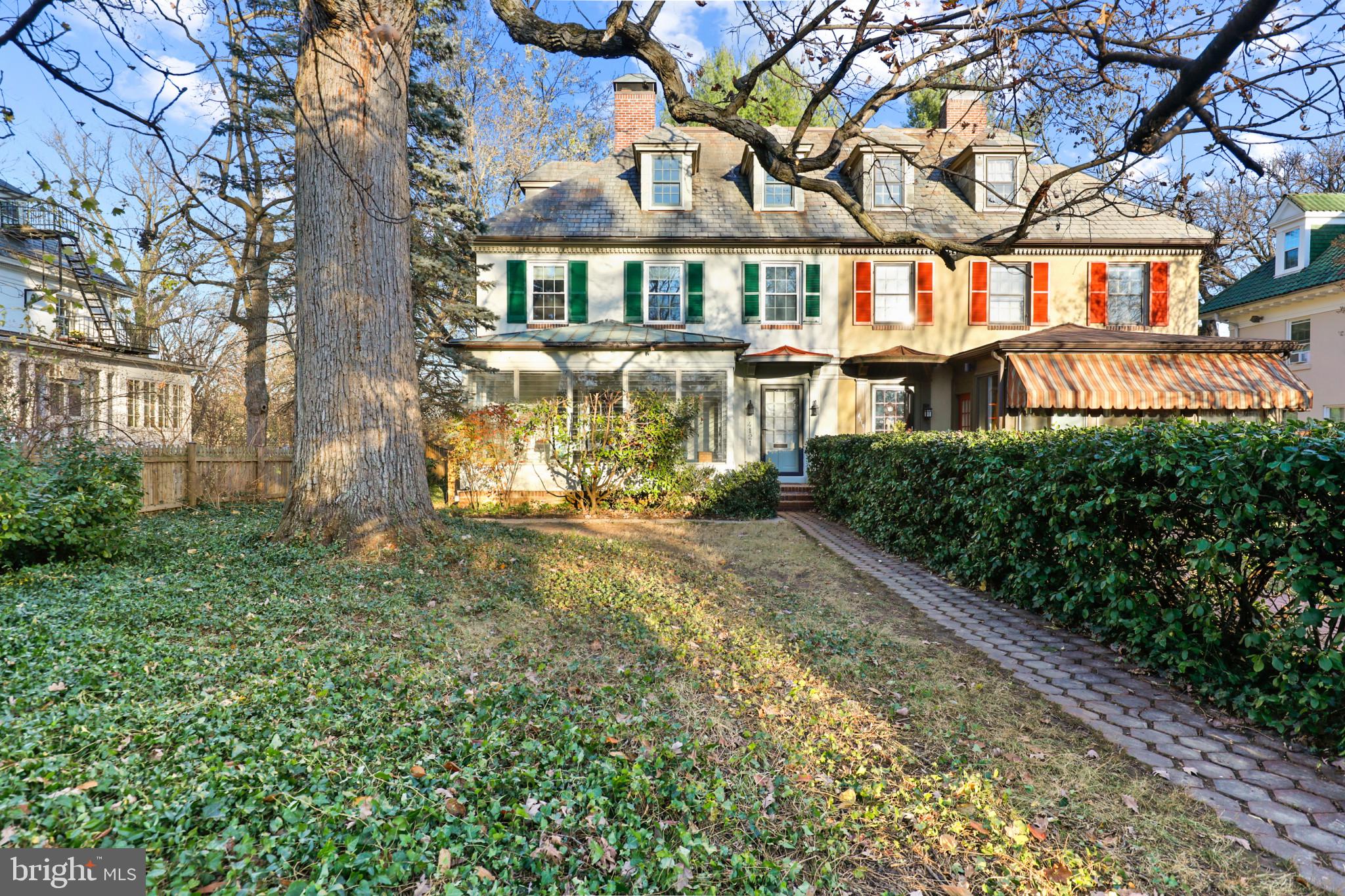 ROLAND PARK - Residential