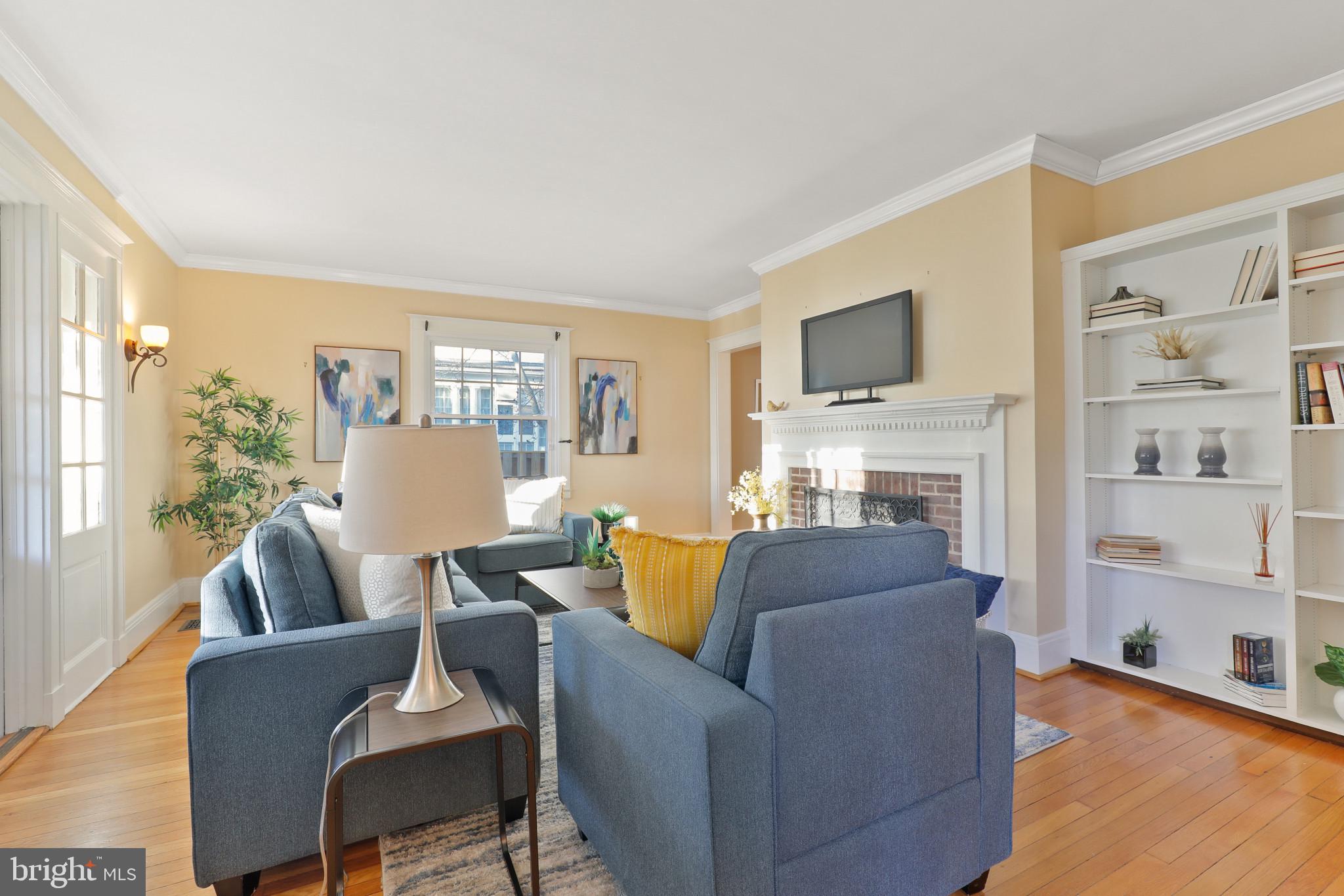 ROLAND PARK - Residential