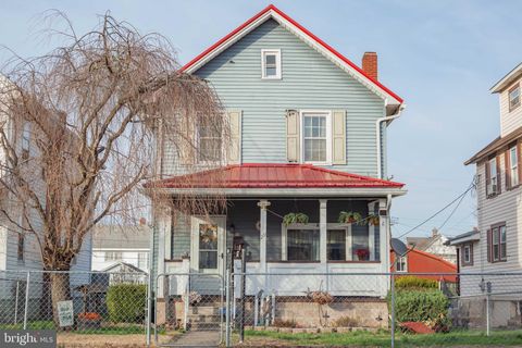 Homes For Sale - 29 E Milford Street<br/> Huntingdon County, MOUNT UNION, PA 17066