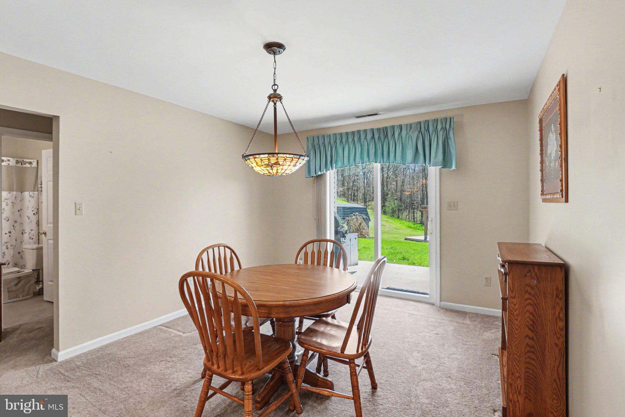 PINE GROVE - Residential