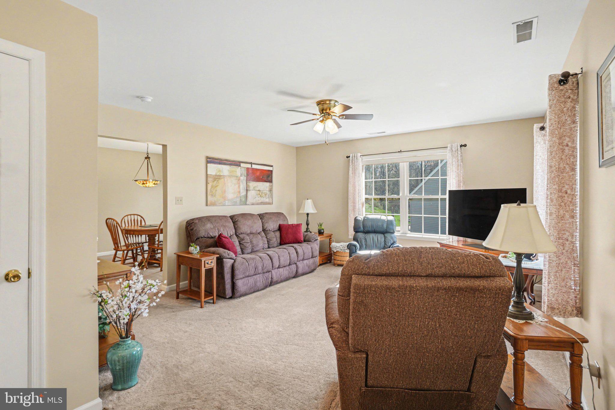 PINE GROVE - Residential