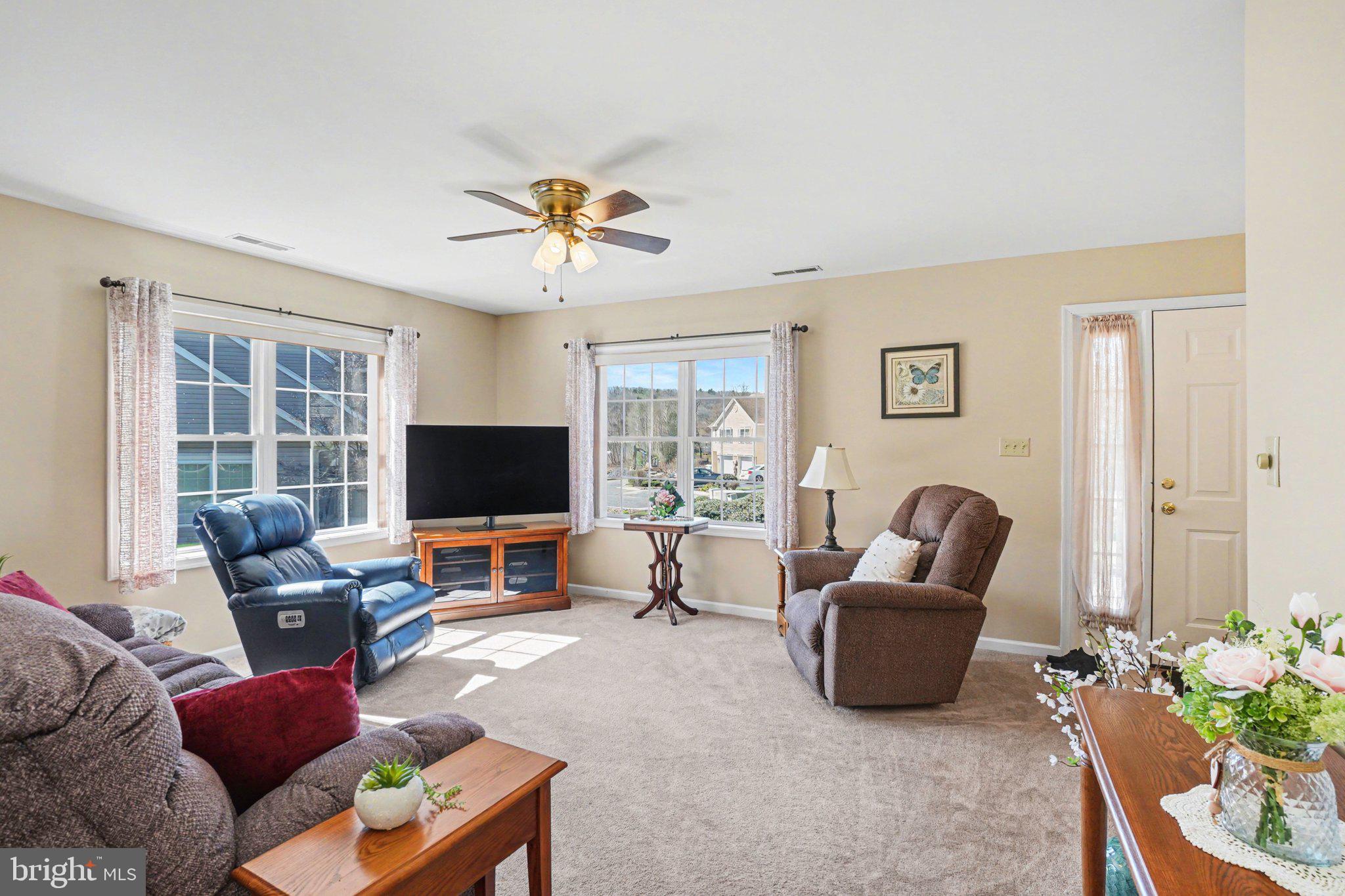 PINE GROVE - Residential