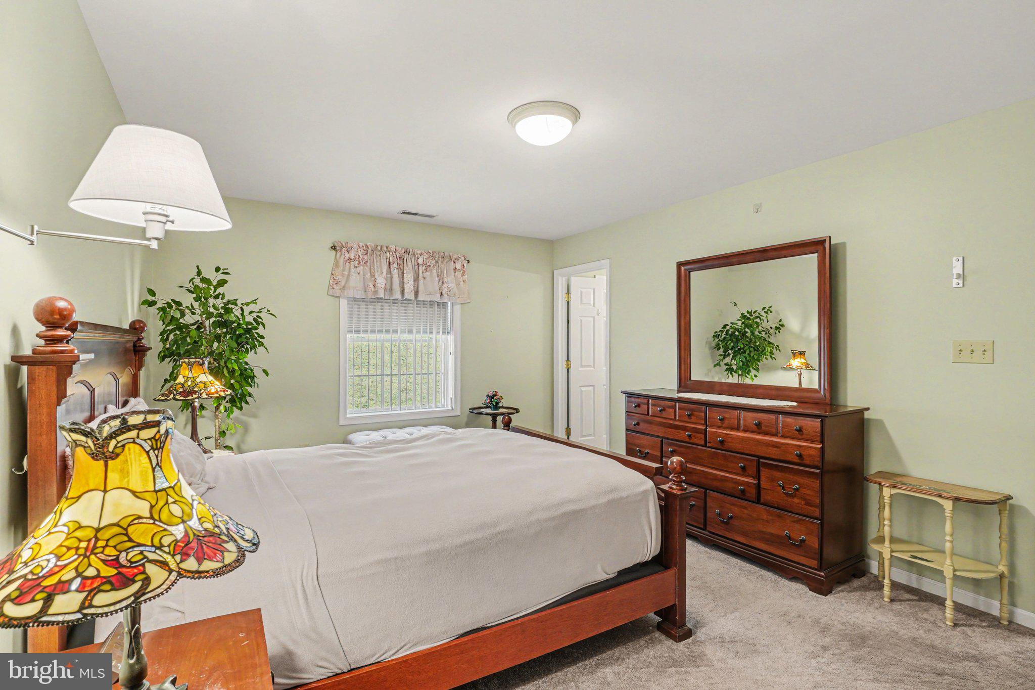 PINE GROVE - Residential