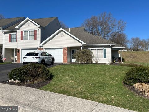 Photo of 204 Pine Crest Village Drive, PINE GROVE, PA 17963 (MLS # PASK2026266)