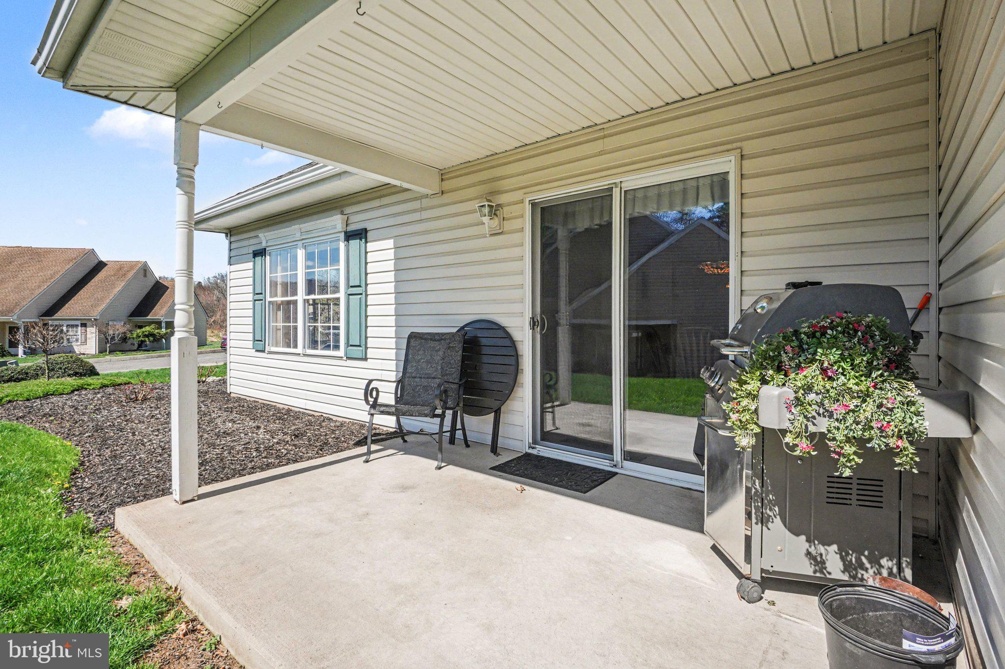 PINE GROVE - Residential