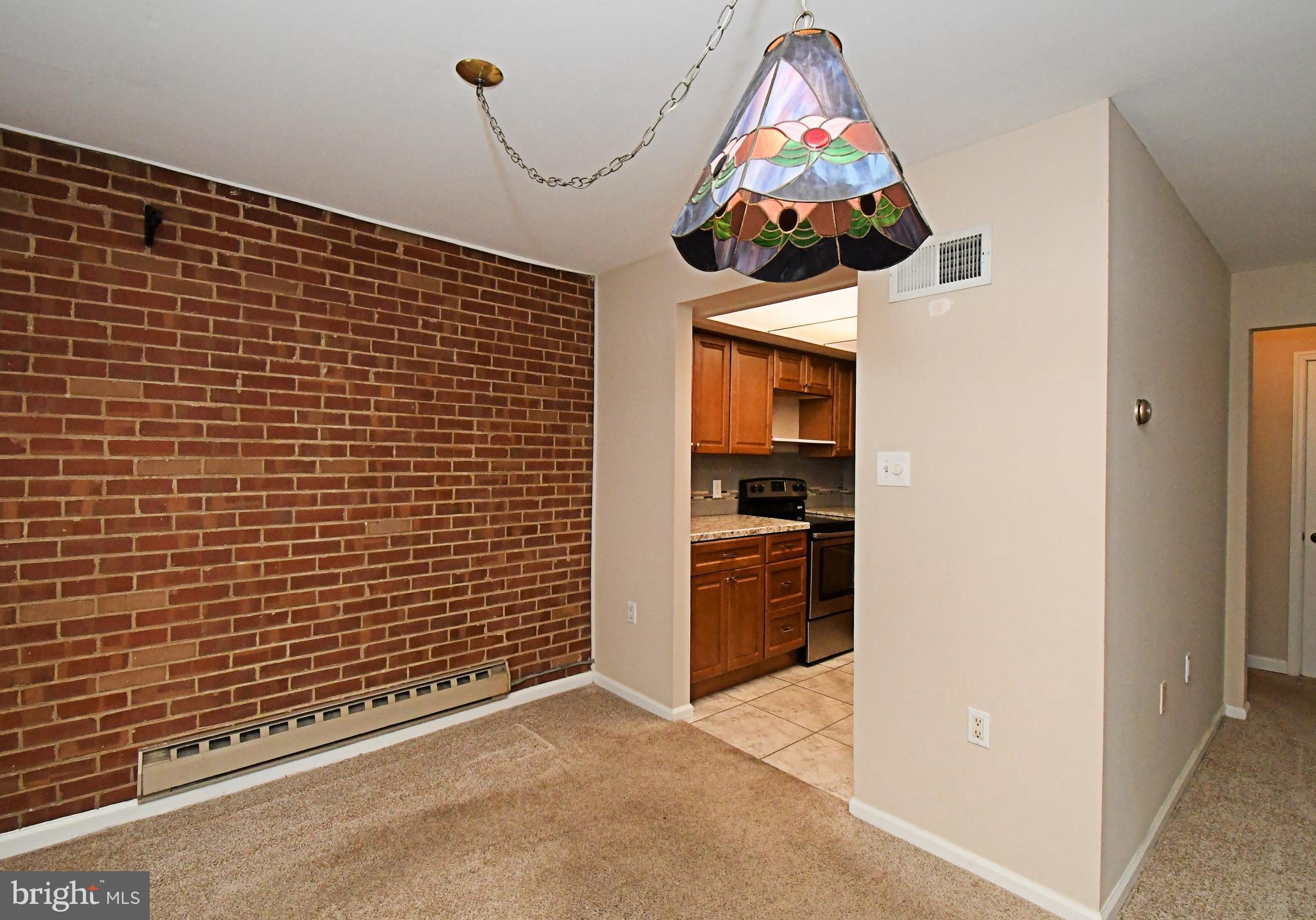 YARDLEY COMMONS - Residential