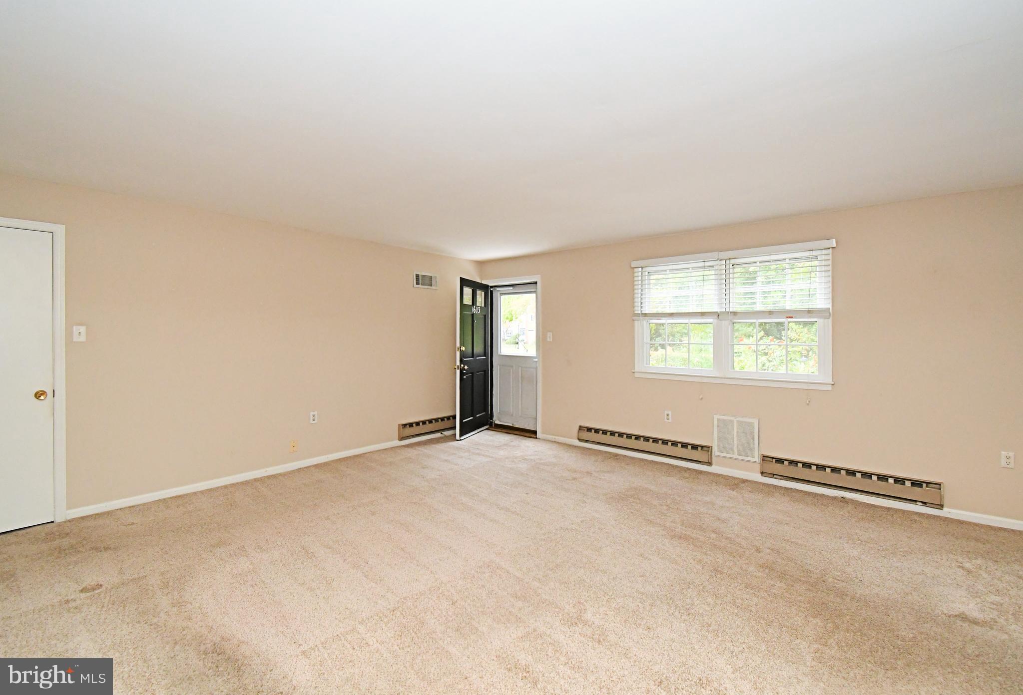 YARDLEY COMMONS - Residential