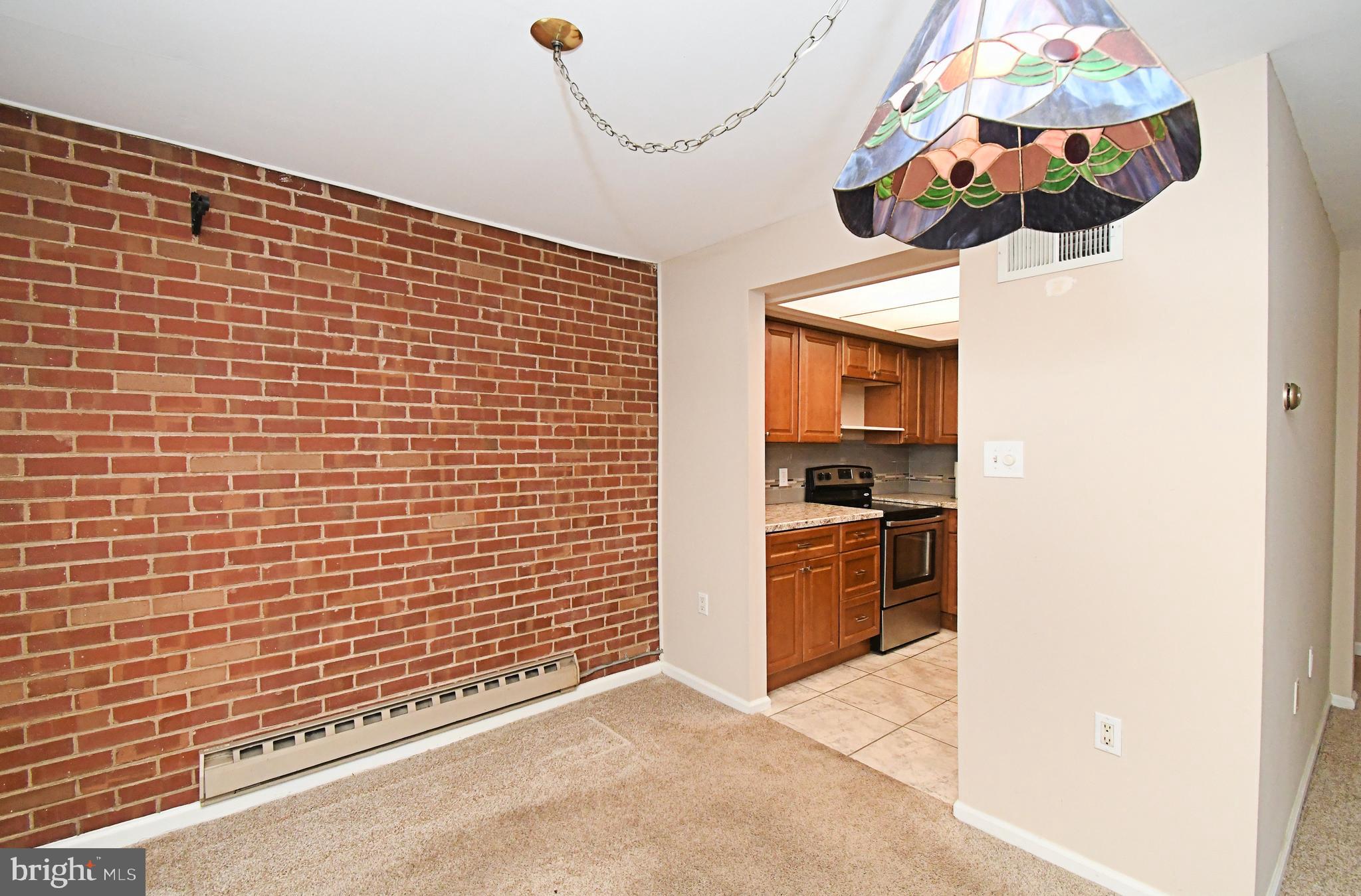 YARDLEY COMMONS - Residential