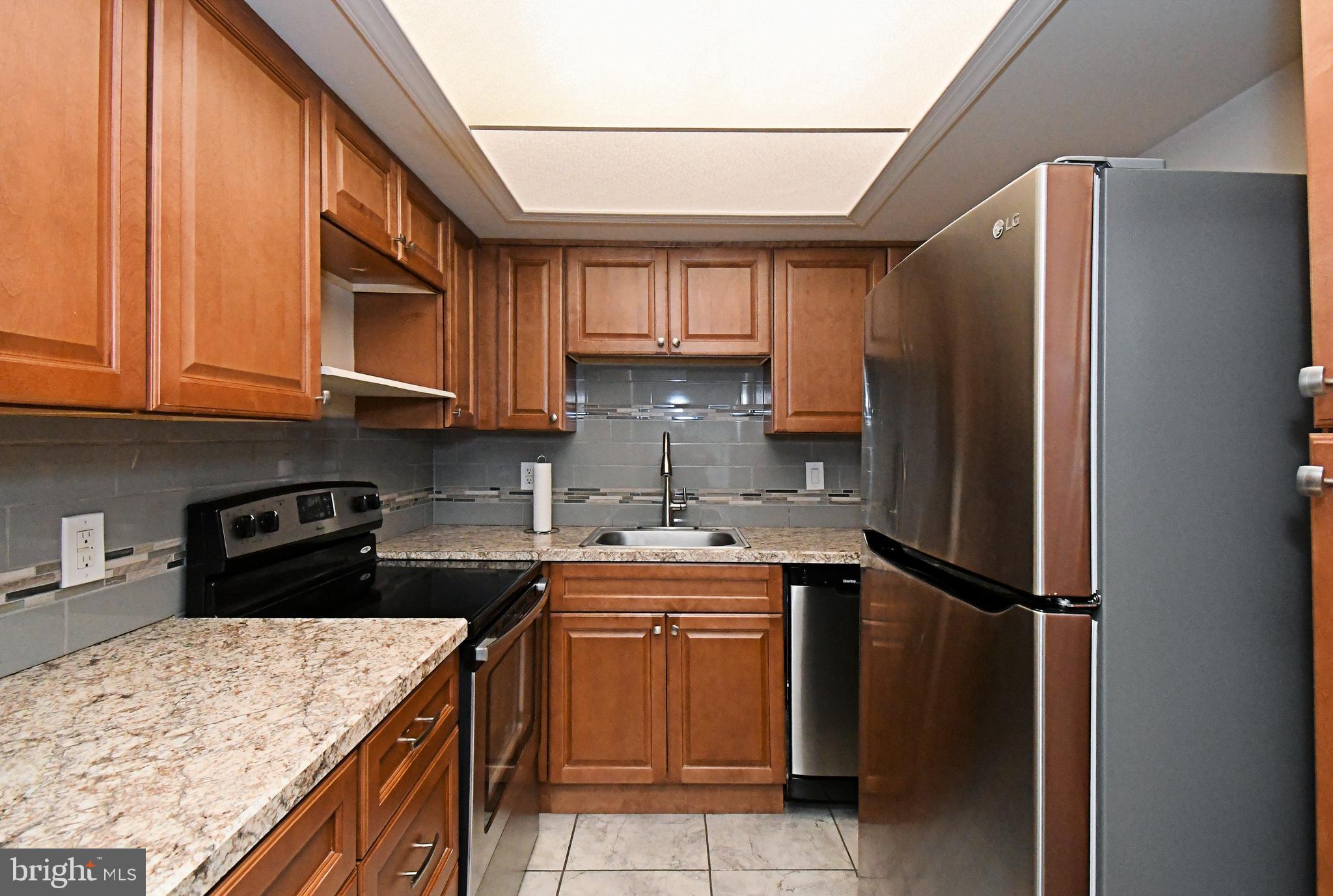 1603 YARDLEY CMNS