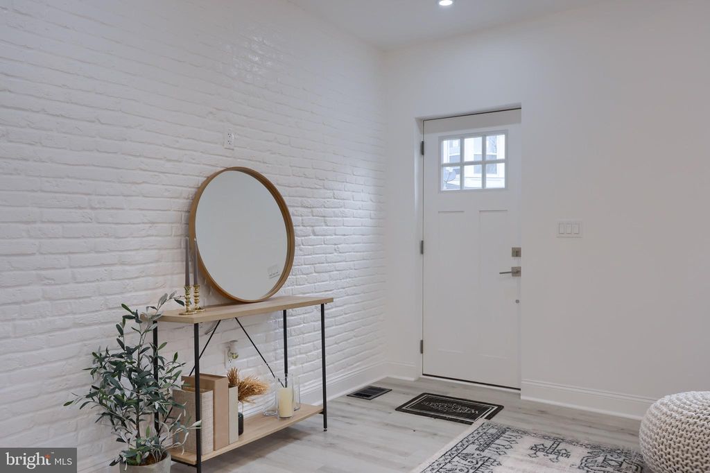 Photo of 30 W Strawberry Street, Lancaster, PA 17603 (MLS # PALA2044574)