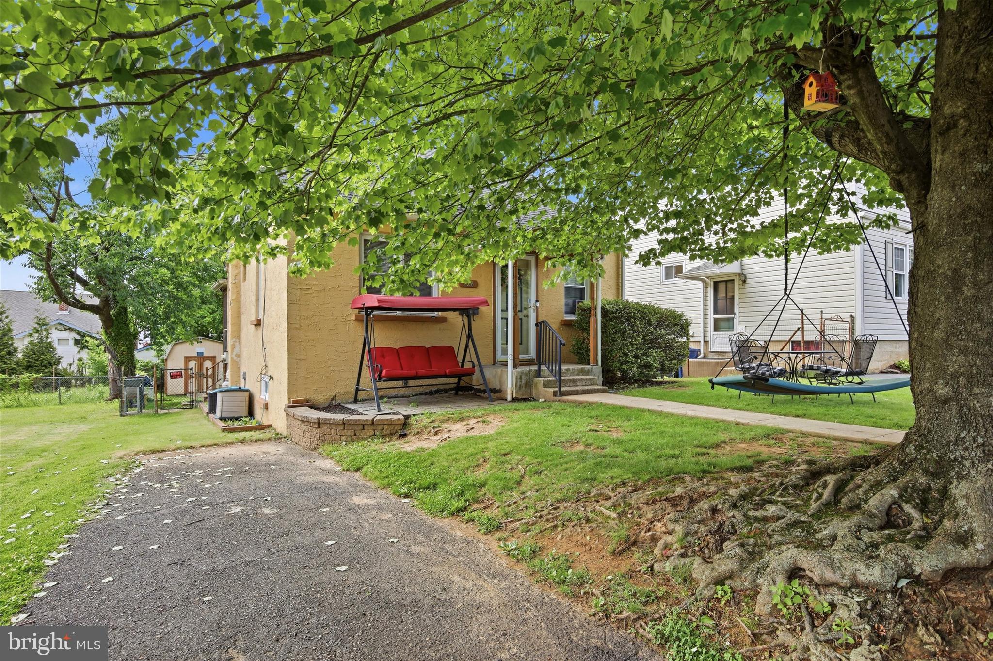 ABINGTON - Residential