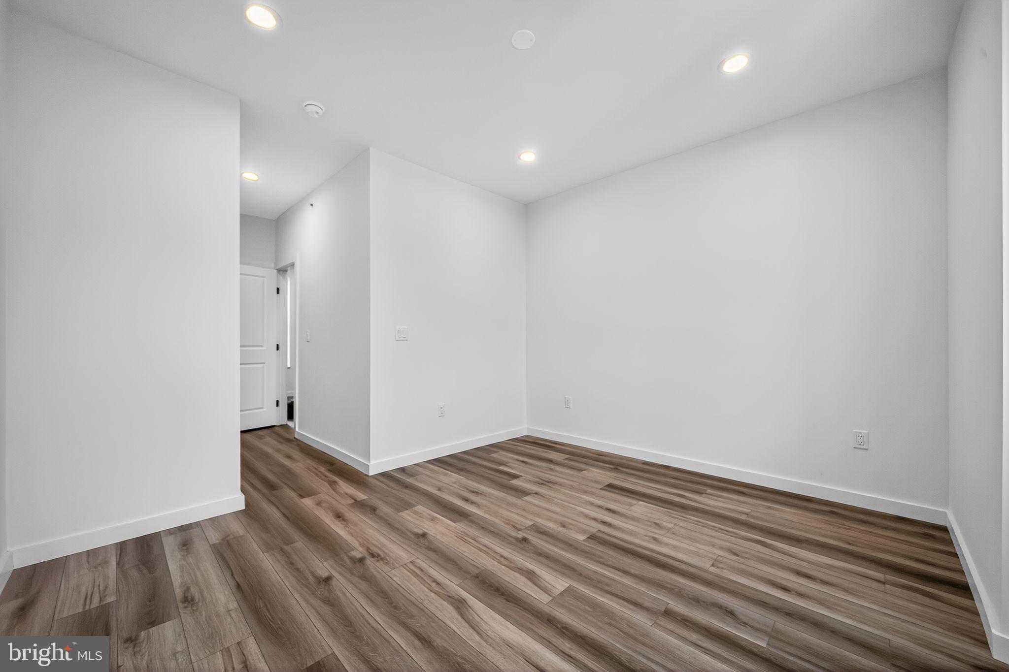 GRAYS FERRY - Residential