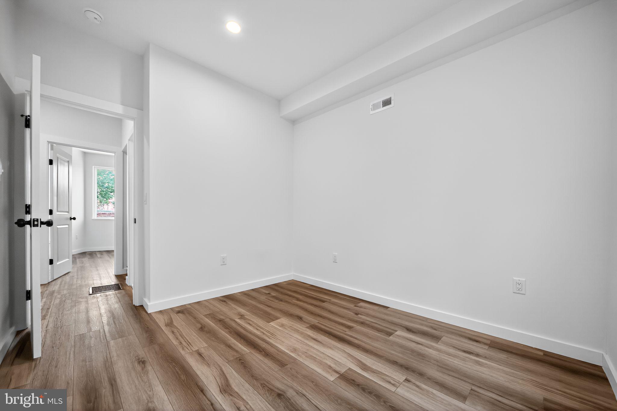 GRAYS FERRY - Residential