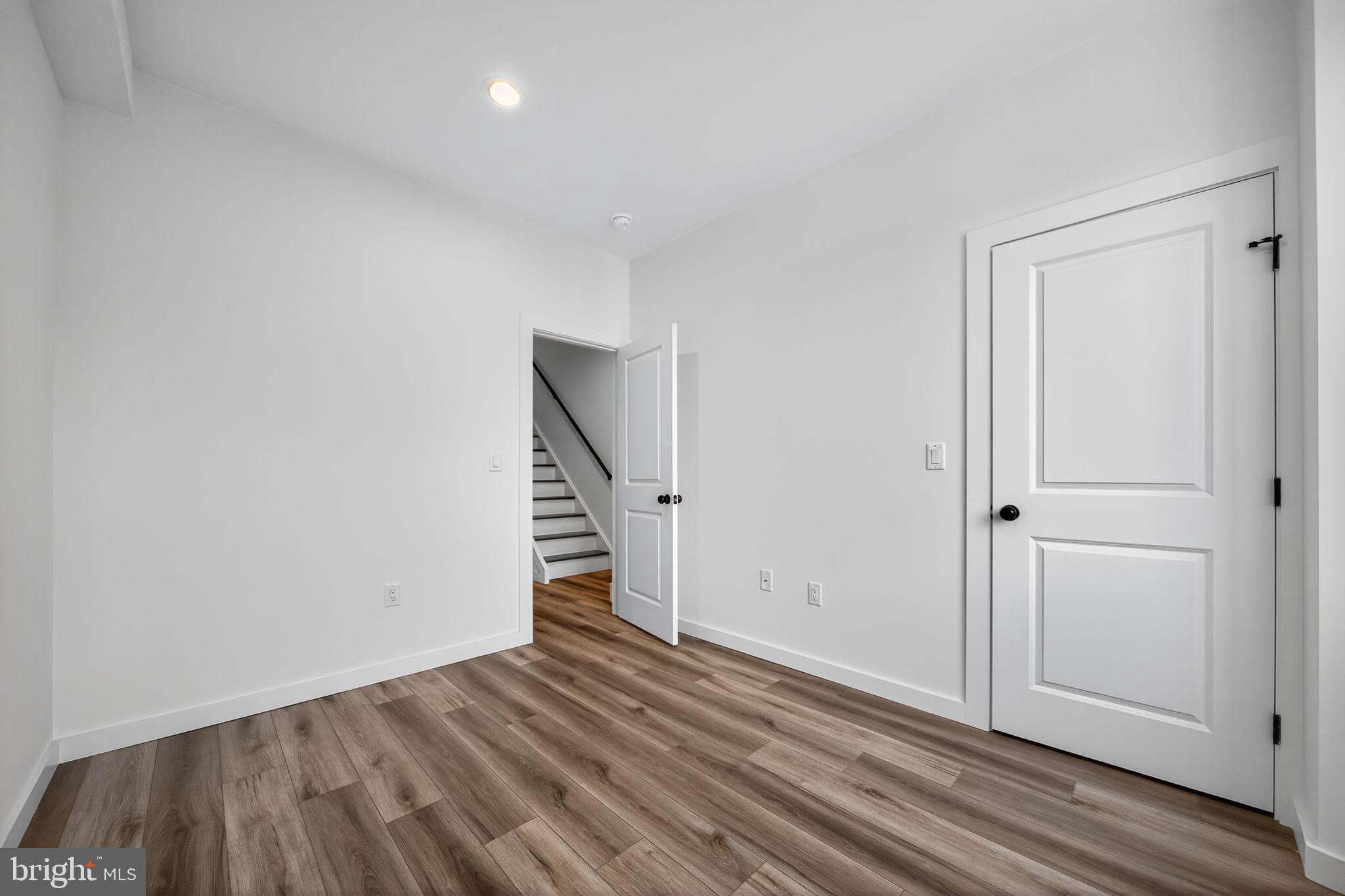 GRAYS FERRY - Residential