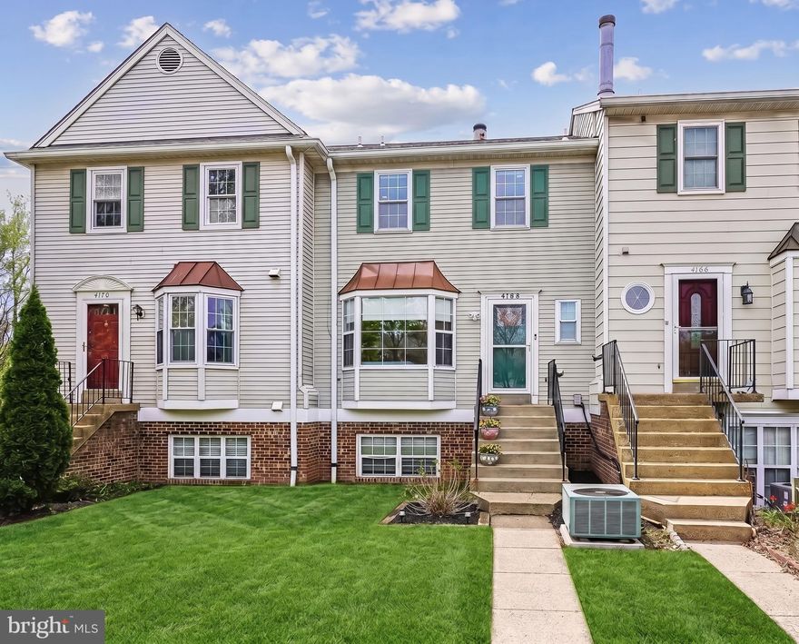 Beautifully updated 3 bedroom, 2.5 bath townhome-style condo in the heart of Chantilly! Freshly painted throughout, this home features a stunning open-concept kitchen remodel with upgraded soft-close cabinetry, countertops, appliances, and modern lighting. A newly added butler’s pantry with built-in wine cooler provides extra counter space and storage, perfect for entertaining. The bright and spacious family room showcases a wall of windows for abundant natural light and a cozy wood-burning fireplace. Upgraded designer flooring spans the entire main level and new window treatments. This smart home is equipped with Google Nest, video doorbell, and smart front door lock. Upstairs you’ll find three bedrooms, including a primary suite with a full bath and floor-to-ceiling closet, plus two additional bedrooms with ample closet space. The lower level offers a private laundry/mudroom and walk-out access to a fully fenced backyard patio with shed. Enjoy a community loaded with amenities including a pool, tennis courts, fitness center, party room, walking trails, and dog park. Condo fee includes roof maintenance, water, trash, recycling, and community landscaping. Conveniently located near shopping, dining, schools, public transportation, and major commuter routes. Includes two resident parking passes plus abundant visitor parking.