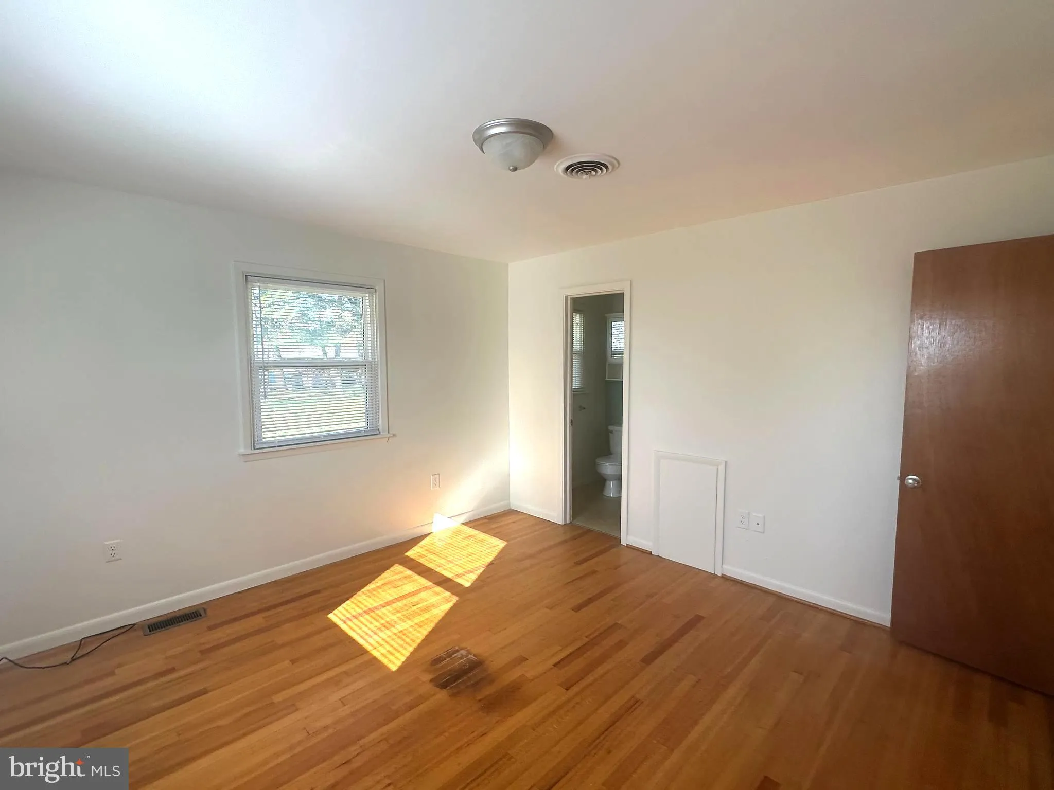 Frederick, Maryland 21701, United States, 3 Bedrooms Bedrooms, ,2 BathroomsBathrooms,Residential,Active,90491