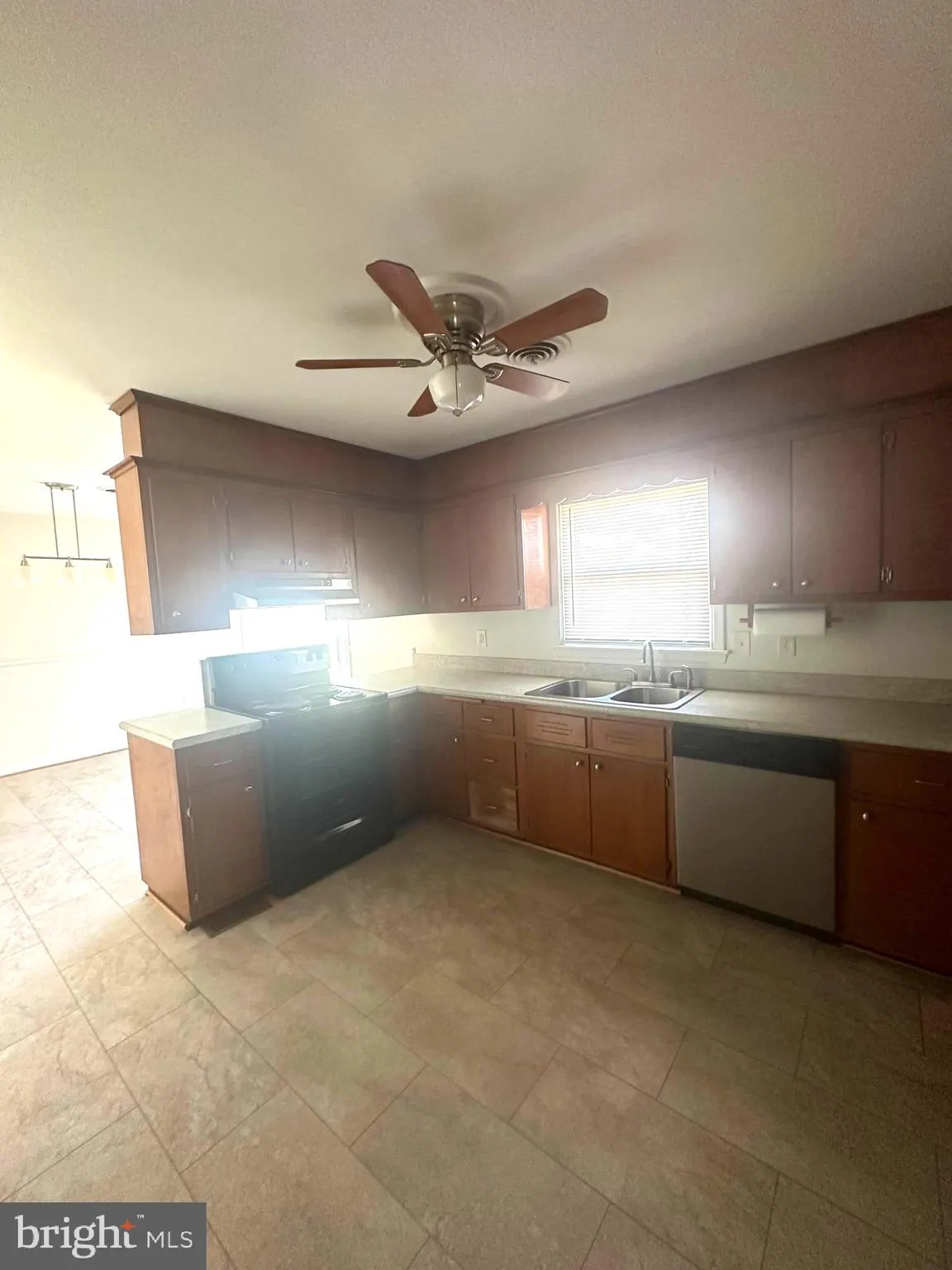 Frederick, Maryland 21701, United States, 3 Bedrooms Bedrooms, ,2 BathroomsBathrooms,Residential,Active,90491