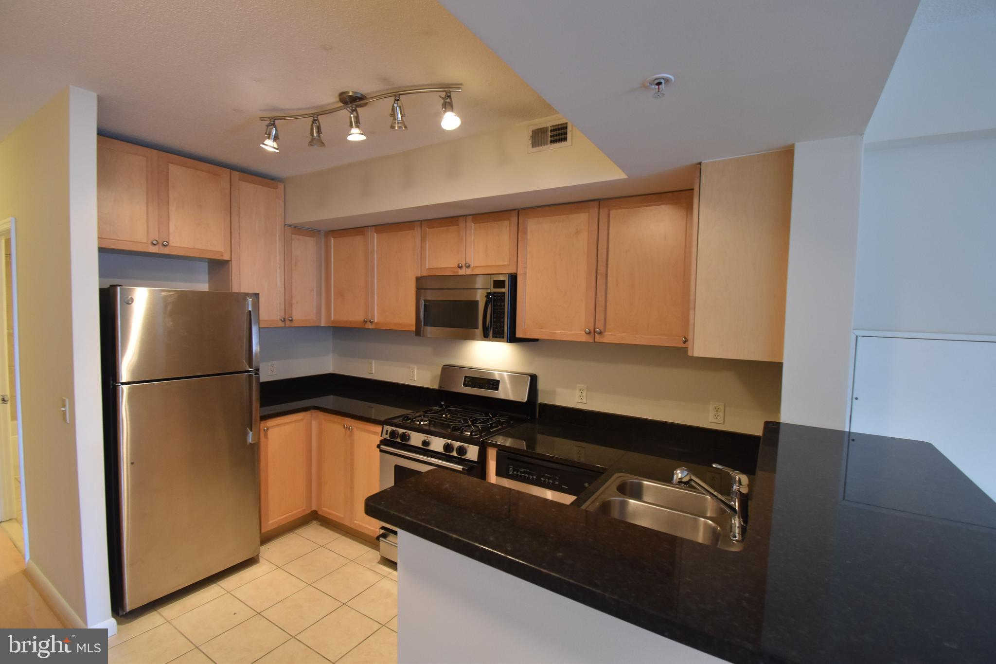 BALLSTON - Residential Lease