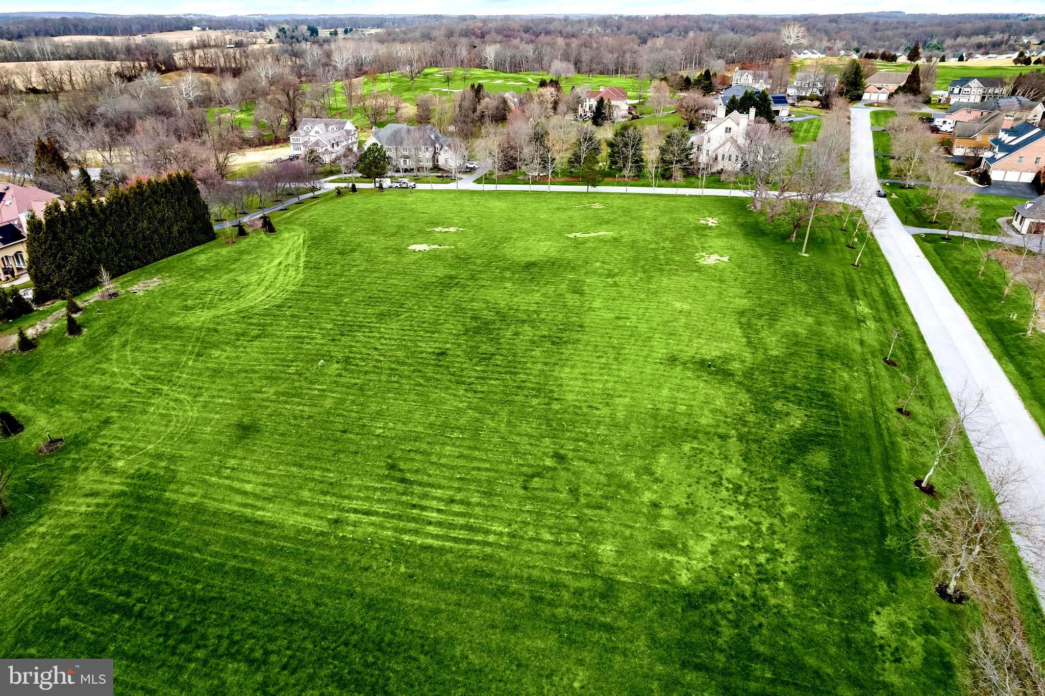 CATTAIL CREEK - Land