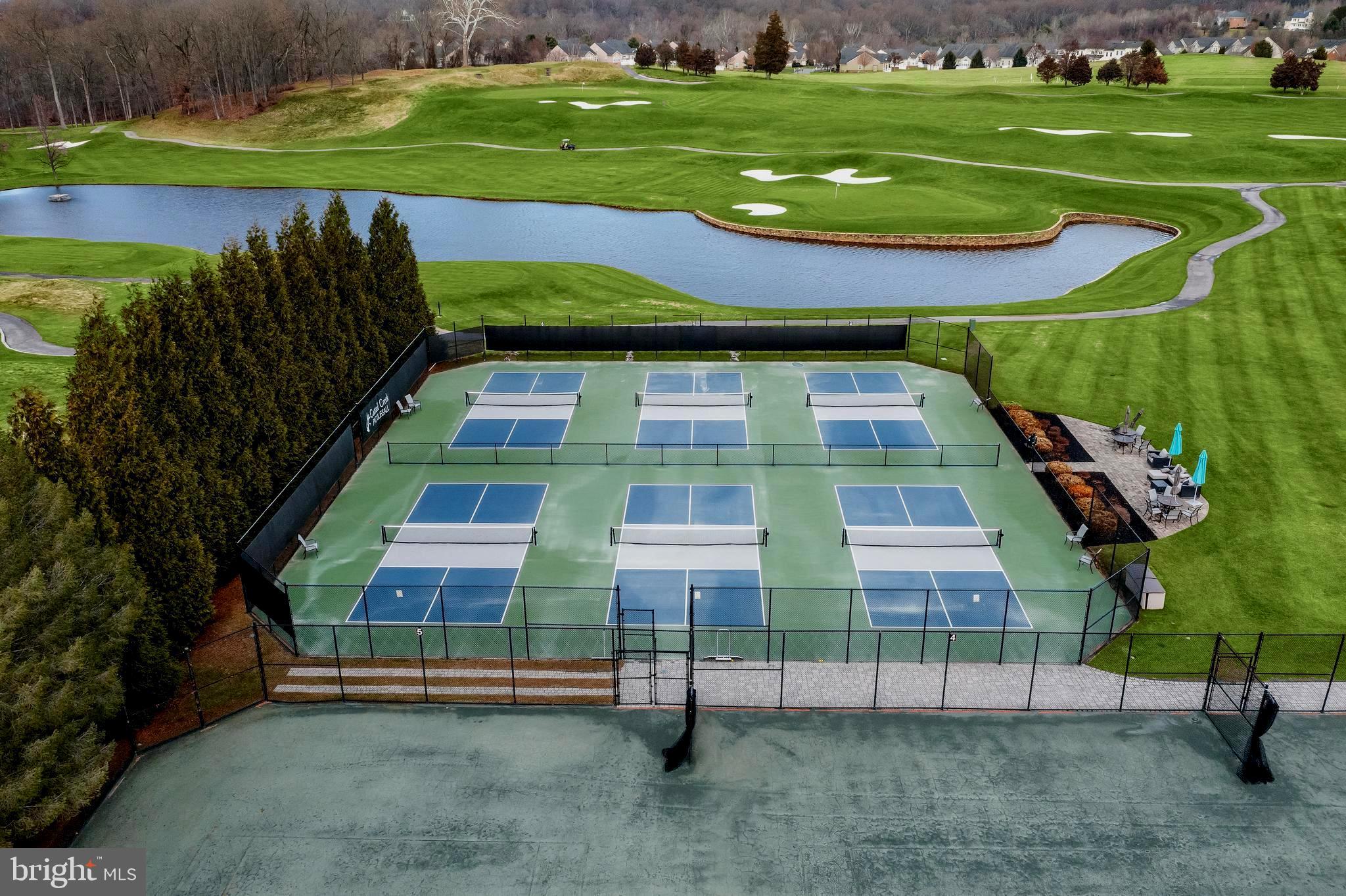 CATTAIL CREEK - Land