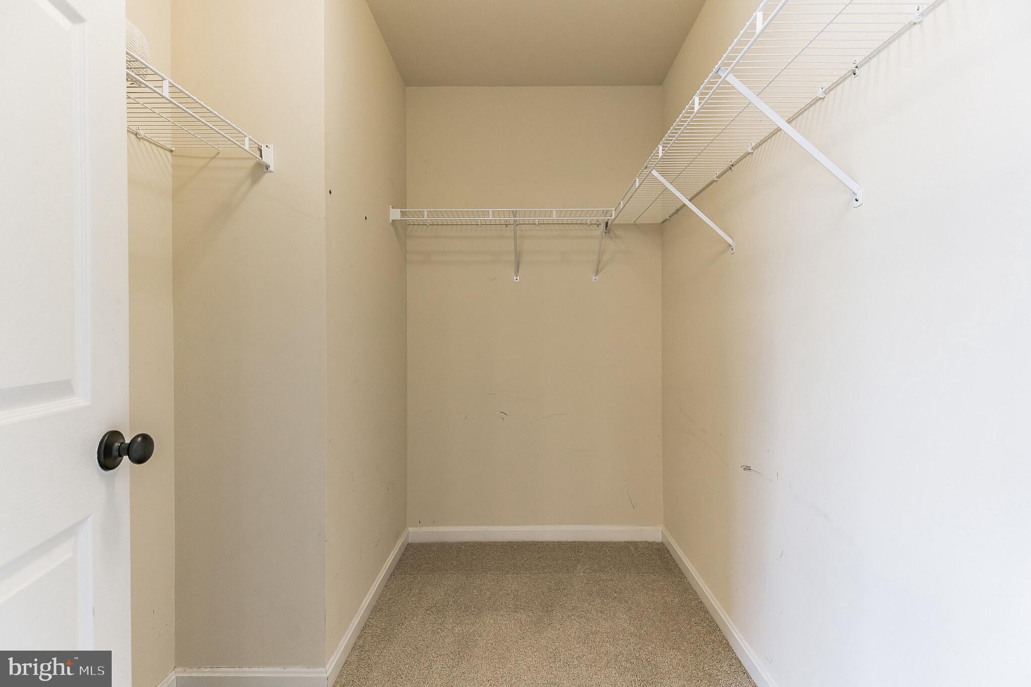 BEN OAKS - Residential