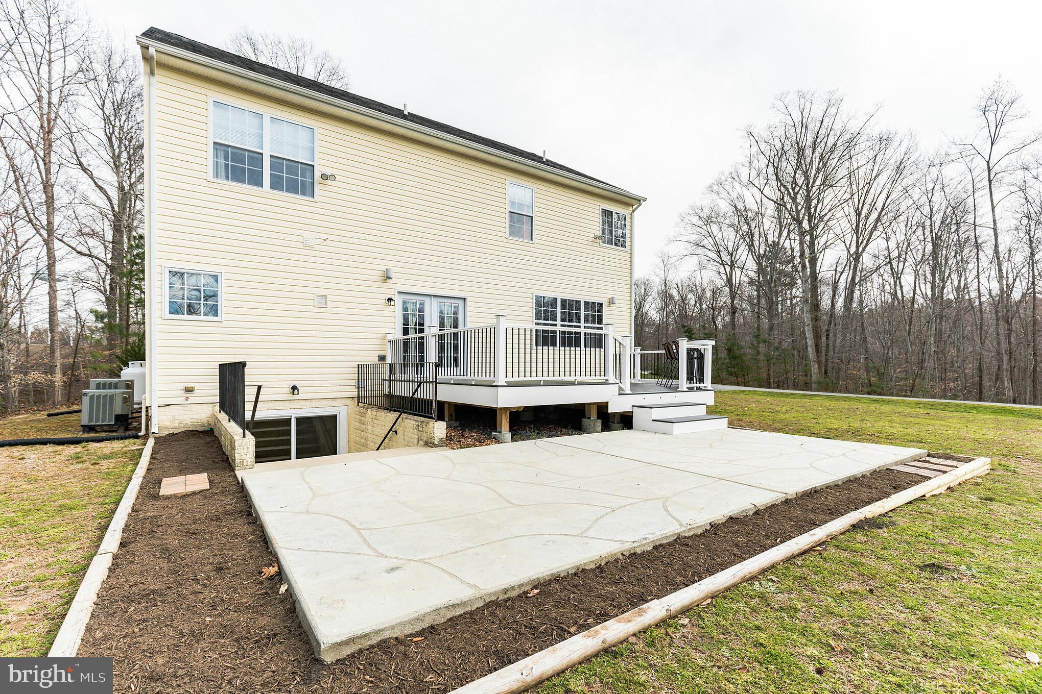 BEN OAKS - Residential