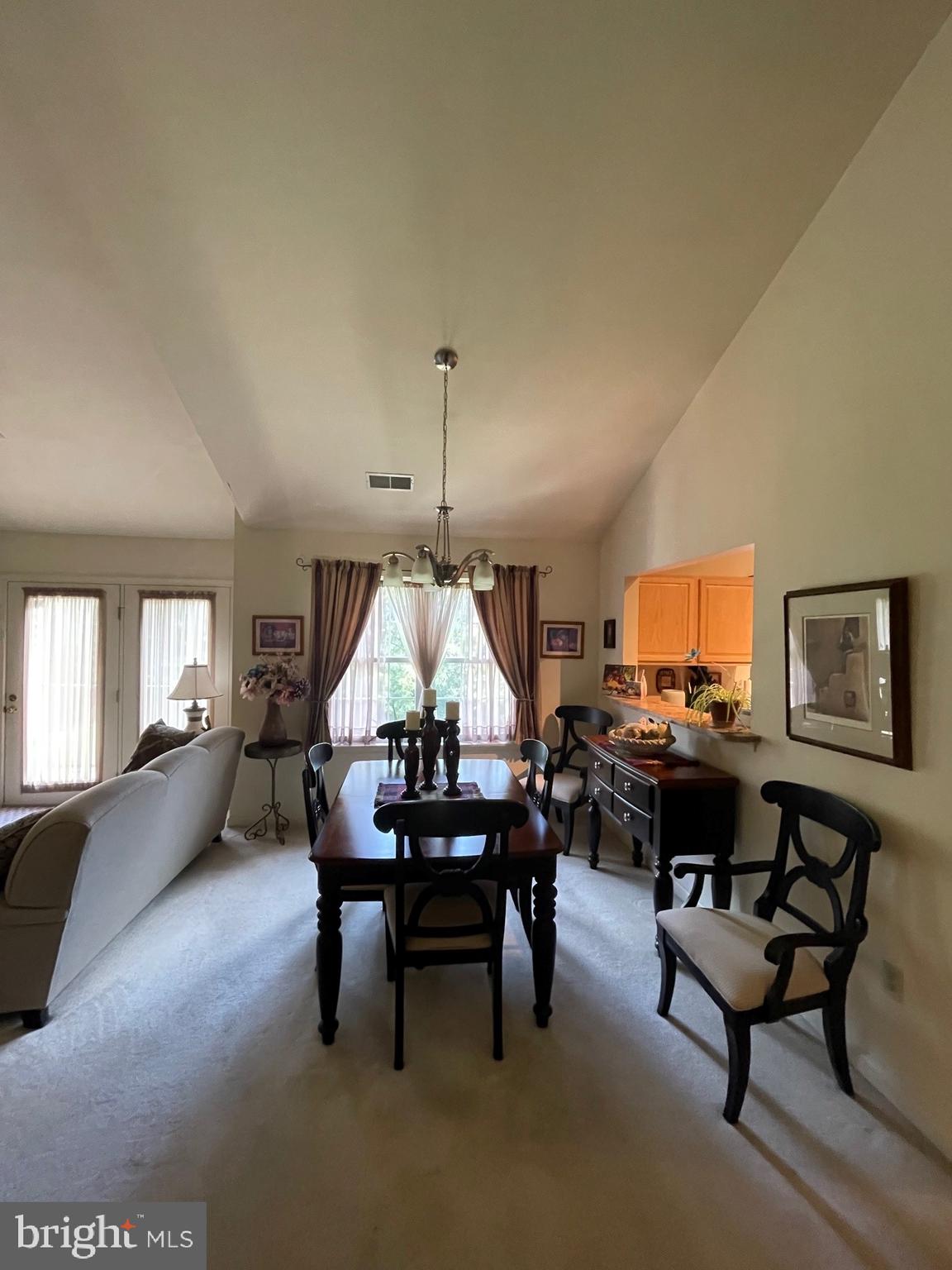 STONE HILL FARMS - Residential