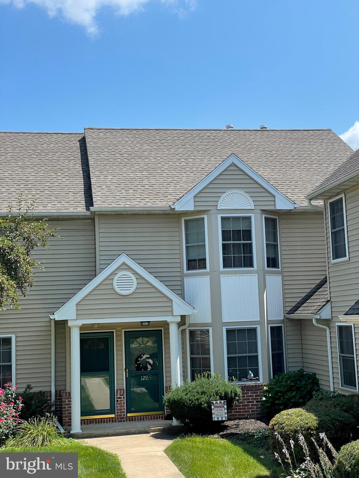 STONE HILL FARMS - Residential