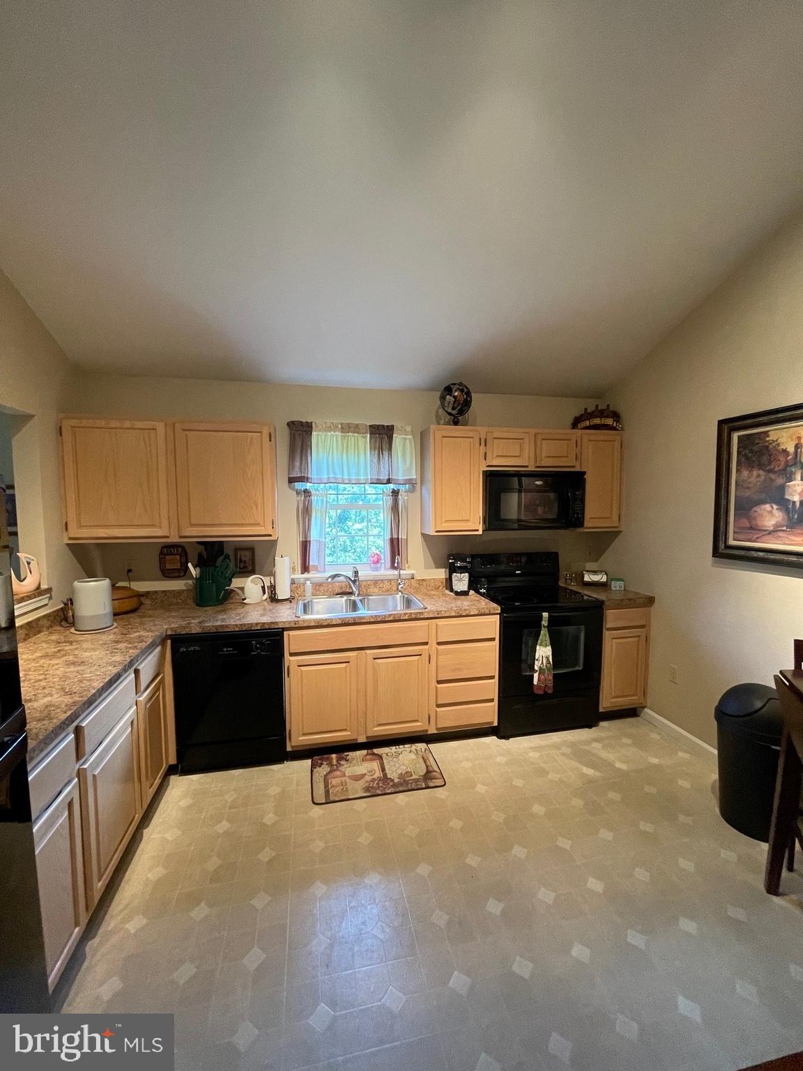 STONE HILL FARMS - Residential