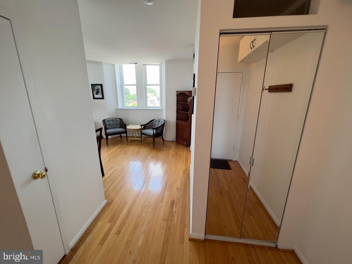 FAIRMOUNT - Residential Lease