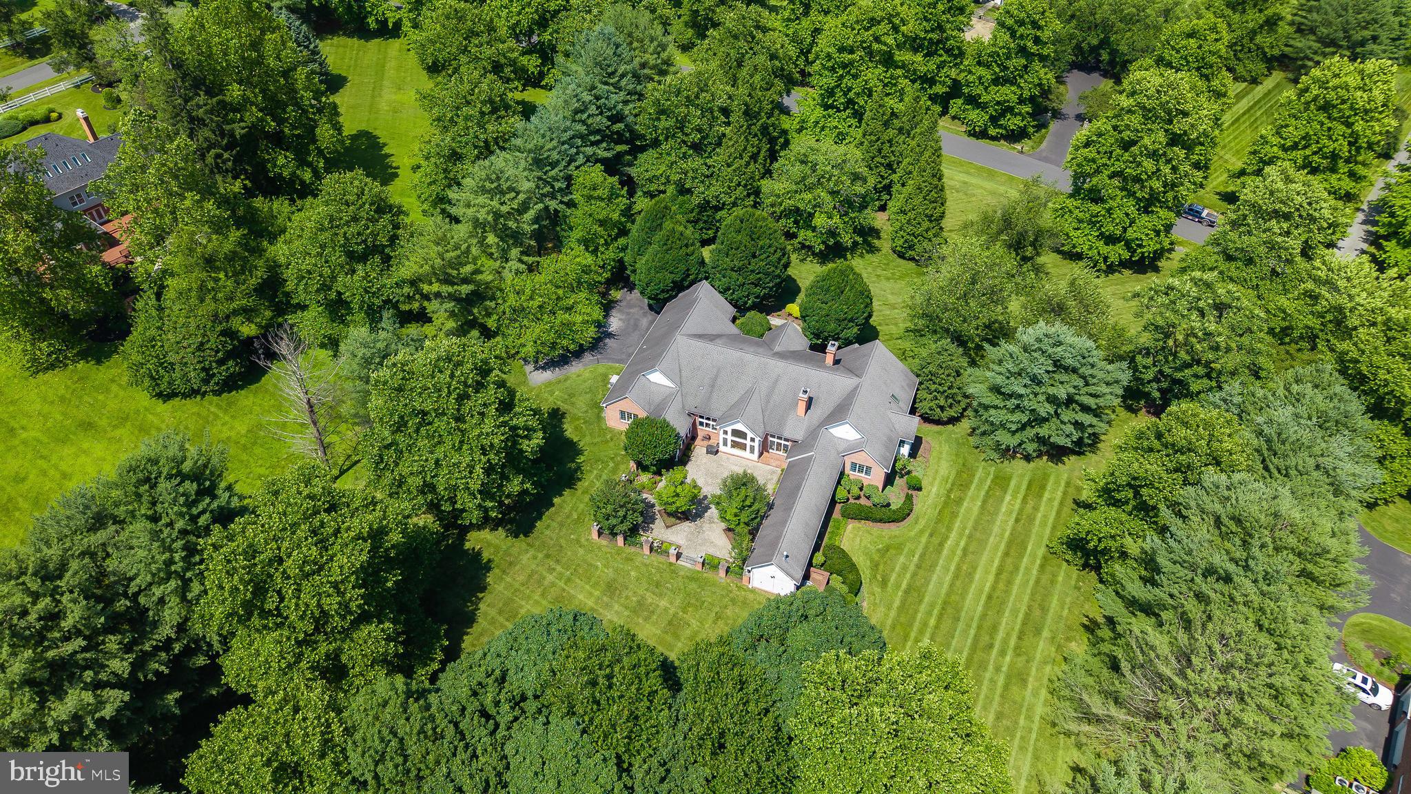 3106 OLD OAK DRIVE