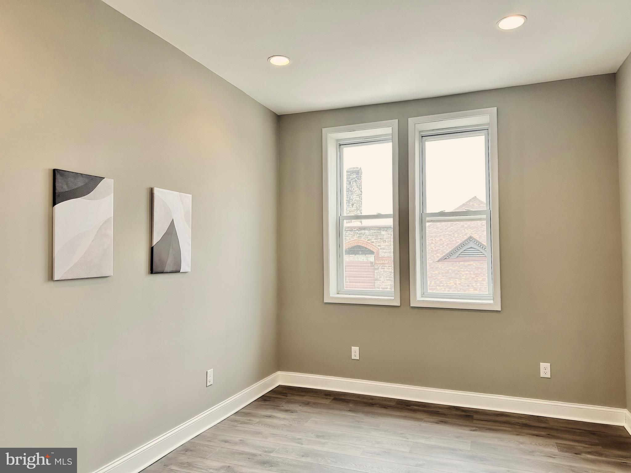 EAST BALTIMORE MIDWAY - Residential