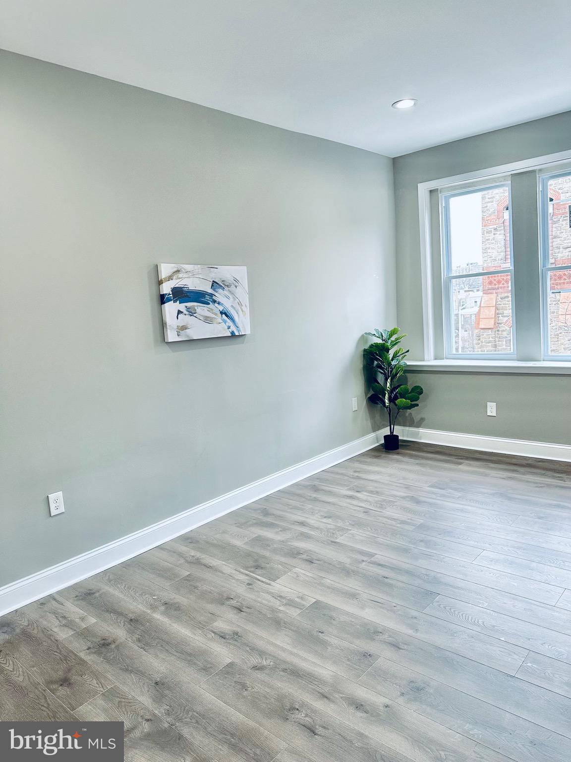 EAST BALTIMORE MIDWAY - Residential