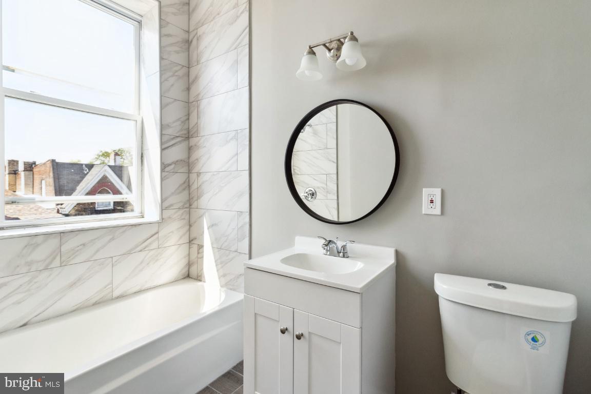 EAST BALTIMORE MIDWAY - Residential