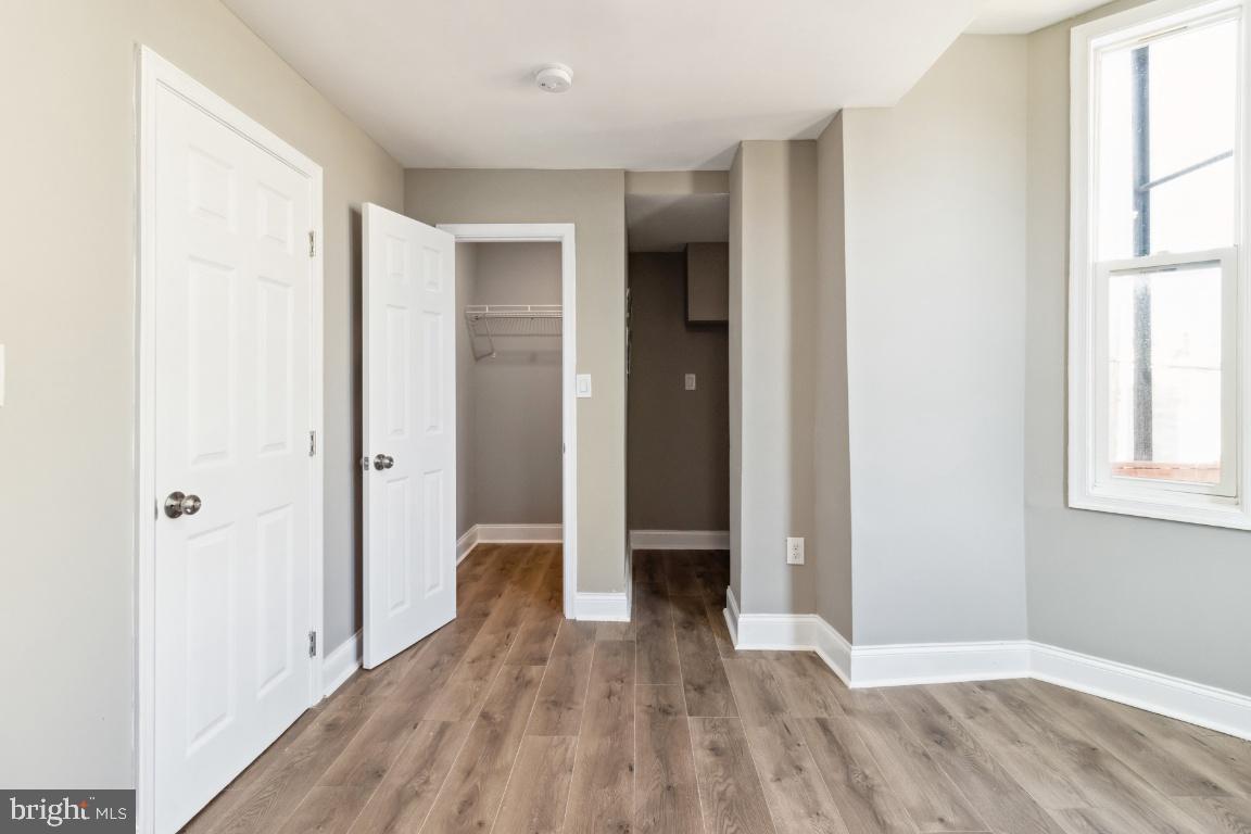 EAST BALTIMORE MIDWAY - Residential