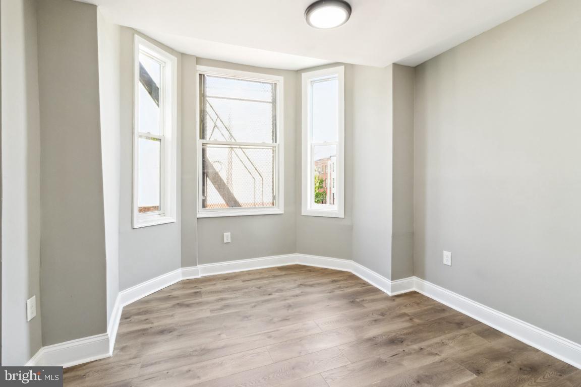 EAST BALTIMORE MIDWAY - Residential