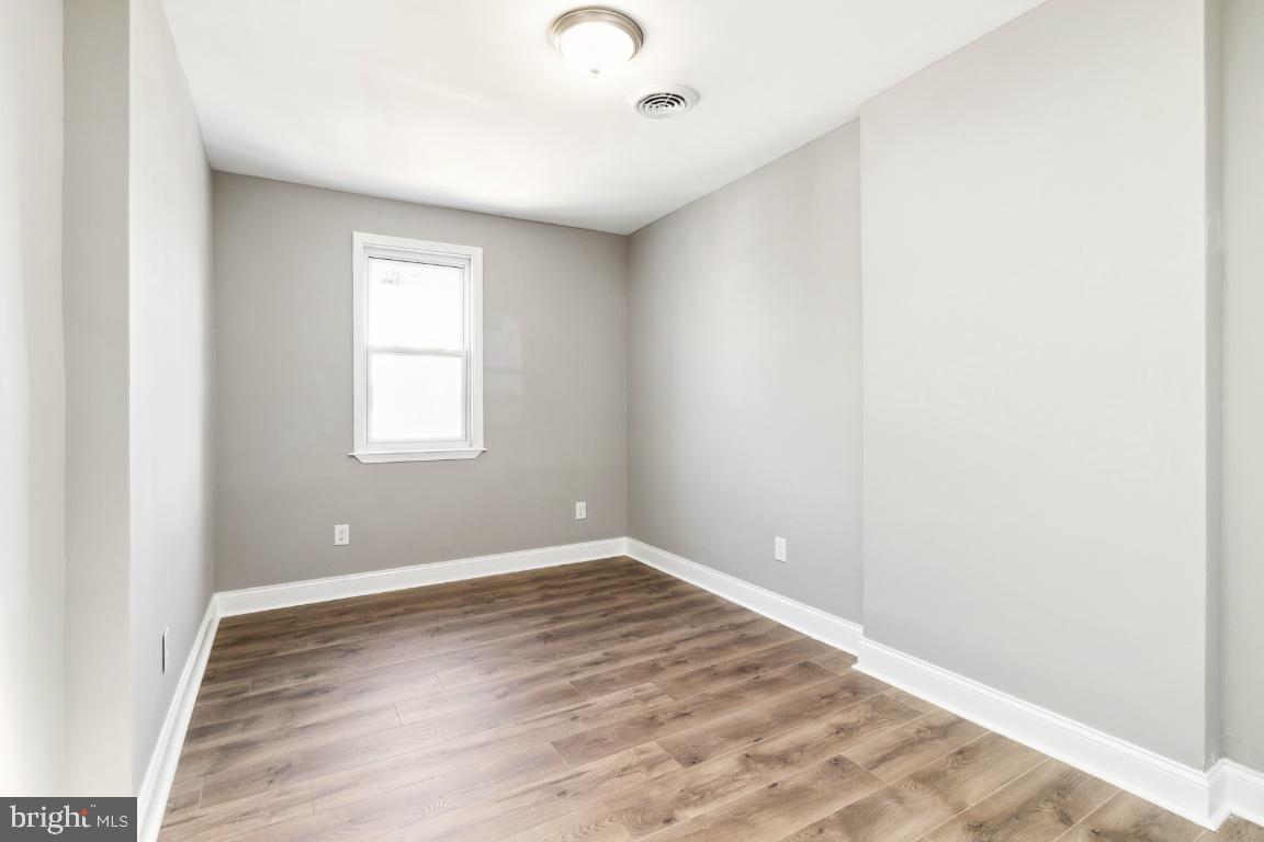 EAST BALTIMORE MIDWAY - Residential