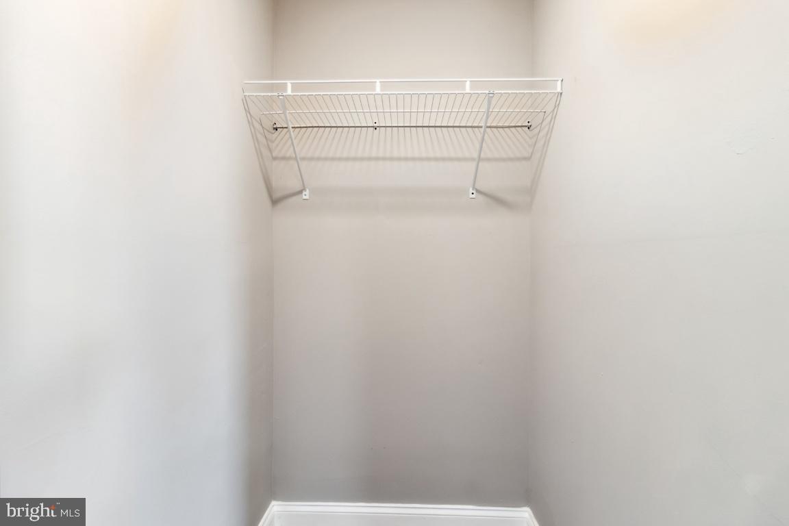 EAST BALTIMORE MIDWAY - Residential