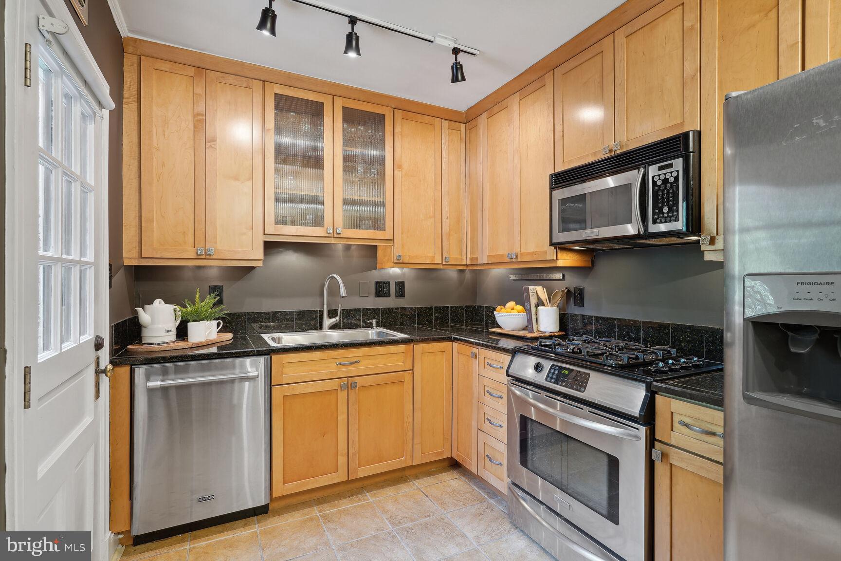 ARLINGTON VILLAGE - Residential