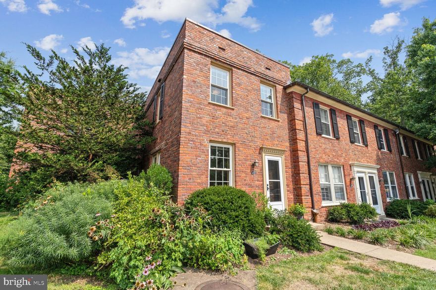 Perfect location! Fantastic and stylish all-brick CORNER-unit townhome in popular Arlington Village, an urban oasis with historic neighborhood charm. Peaceful green views from this fantastic home with bright east-west exposure for maximum natural light. Renovated kitchen, maple cabinets and custom extra-wide sink.  Stainless quality appliances and granite. Kitchen door leads to new deck and to community area with many trees. It's like living in a park! Wonderful primary bedroom bathed in western sunlight with custom built-in bookshelves provides great storage as well as deep closet. Cozy second bedroom can accommodate a twin-sized bed or can be used as a den/office.  Remodeled bath has beautiful neutral stone and Kohler fixtures. Replaced  energy-efficient double-pained windows and new storm doors. Classic wood floors. Designer light fixtures throughout! New HVAC installed in 2020. Utility closet near kitchen with front-loading washer/dryer and storage. Large, secure extra storage space in building behind the townhome . Excellent parking right in front, easy with groceries and other items. Enjoy bike and walking paths, community park, plus a plethora of Arlington County parks and events. Stroll to Columbia Pike farmer's market, coffee shops, restaurants, theatres and entertainment. Minutes to Shirlington, Amazon HQ, Pentagon City and Fashion Mall, Pentagon METRO to DC and airports. Condo fee of $463/mo includes water, trash removal, pool, tennis/pickle ball courts and extra storage. Elevate your life to this fantastic home and PET-FRIENDLY community!!! ***************OPEN HOUSES Sat 8/17 1-3pm and SUNDAY 8/18 1-4pm**********************OFFERS DUE BY 5pm SUNDAY 8/18/24**********************8