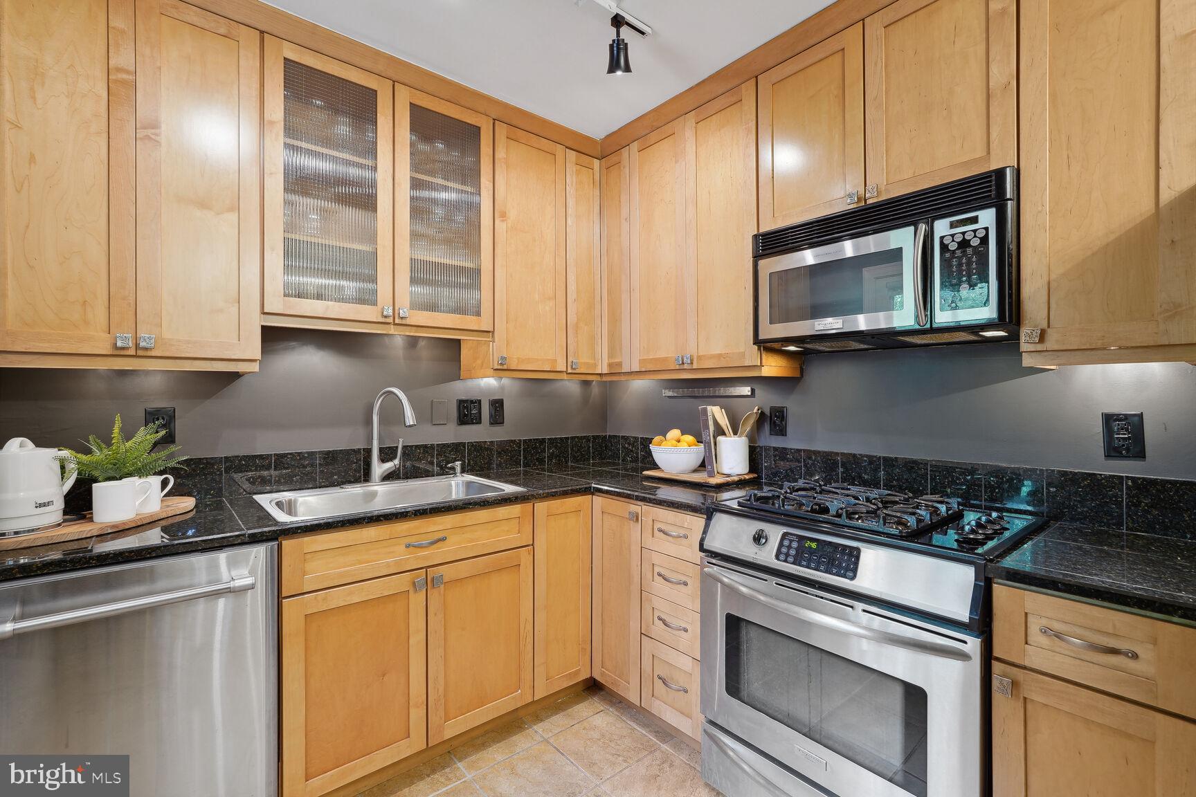 ARLINGTON VILLAGE - Residential