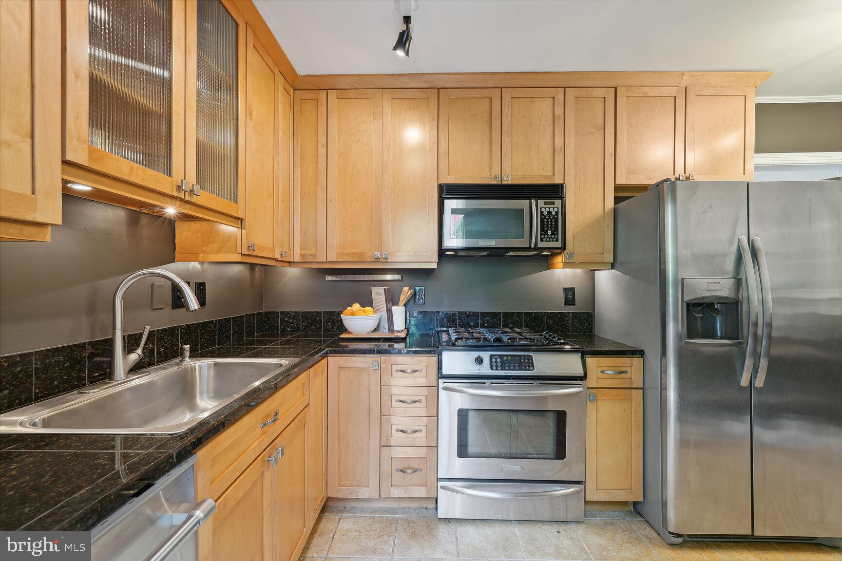 ARLINGTON VILLAGE - Residential