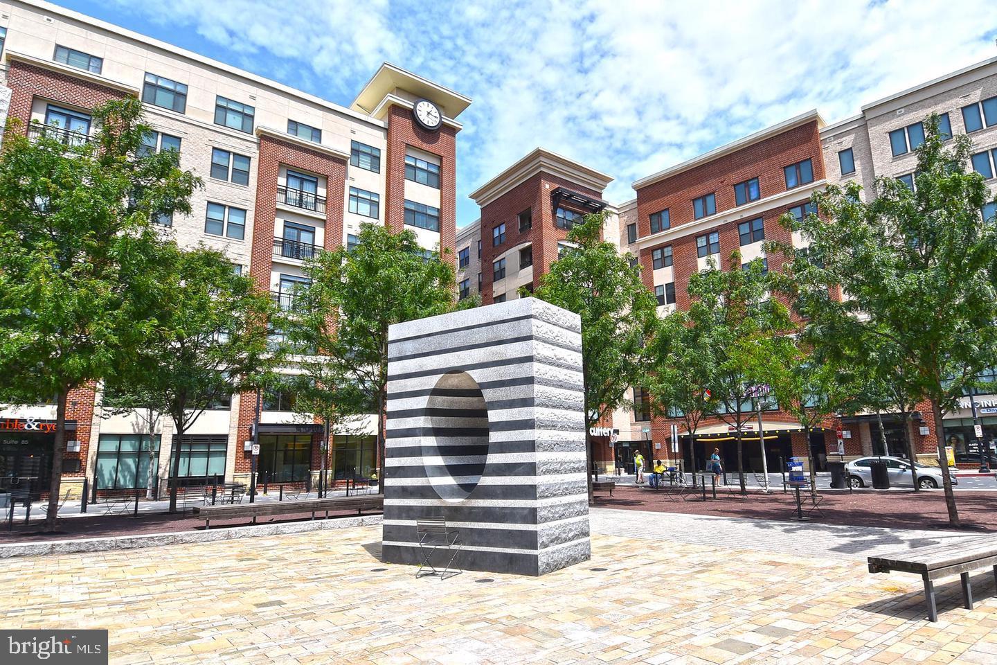 ARLINGTON VILLAGE - Residential