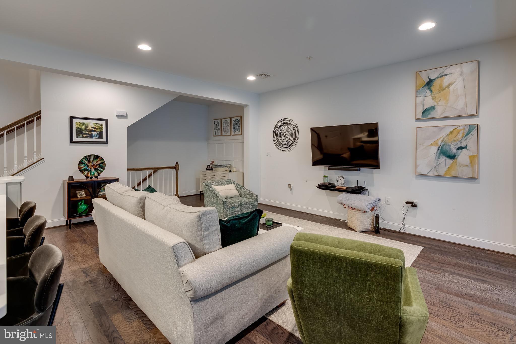 BELMONT - Residential