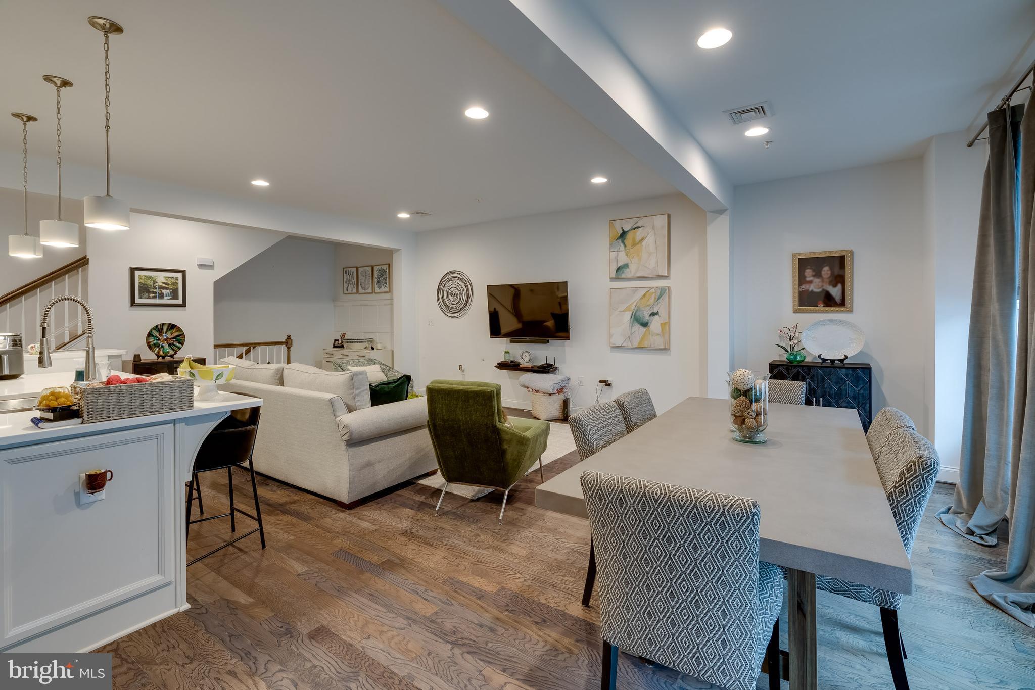 BELMONT - Residential