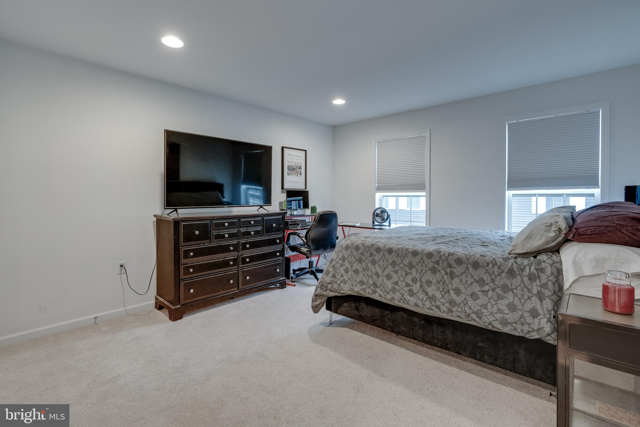 BELMONT - Residential