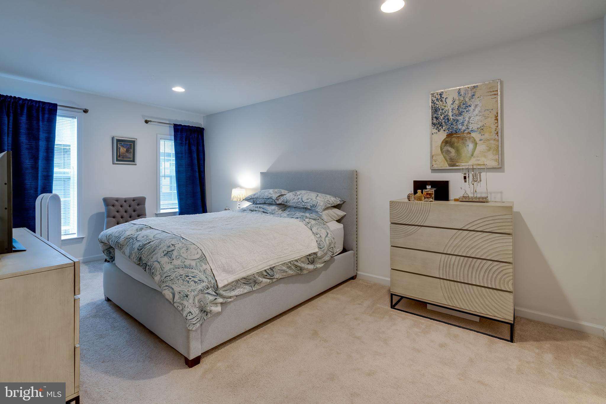 BELMONT - Residential