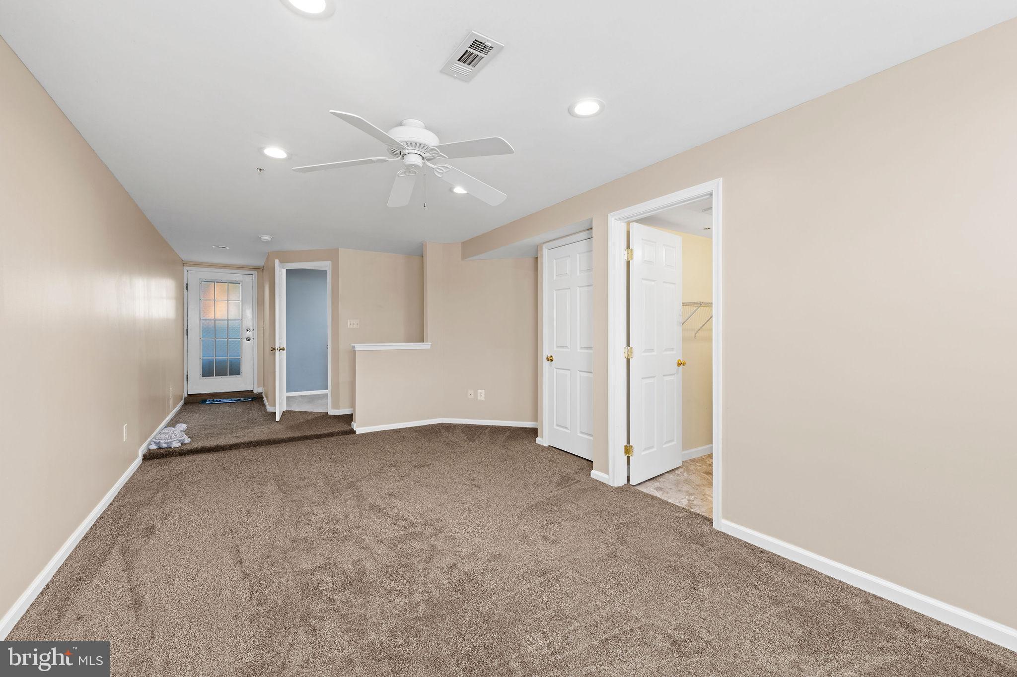 MONMOUTH MEADOWS - Residential