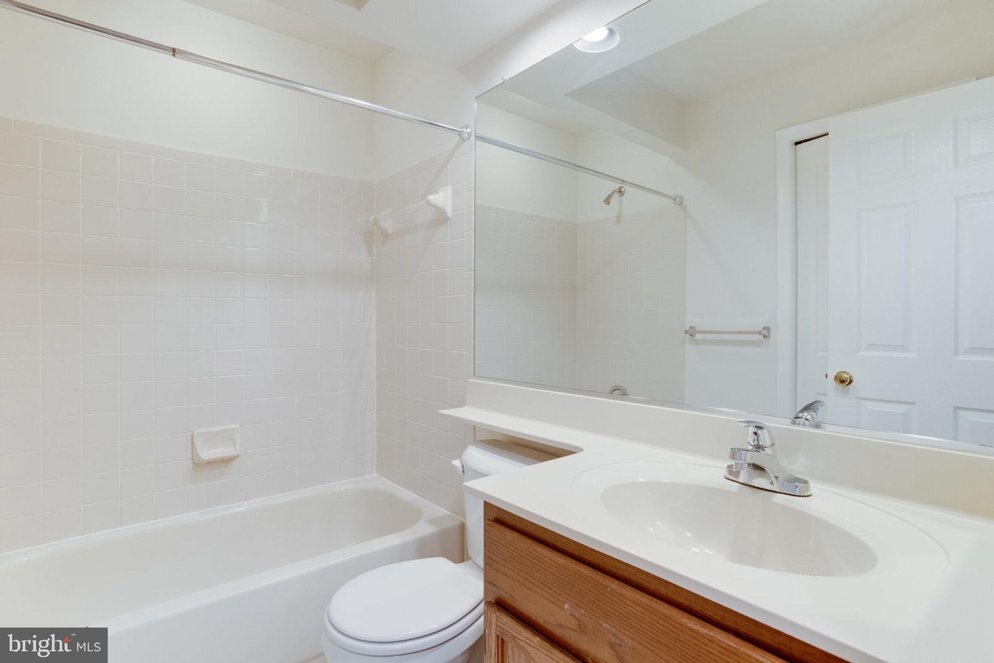 BOWLING BROOK FARMS - Residential Lease